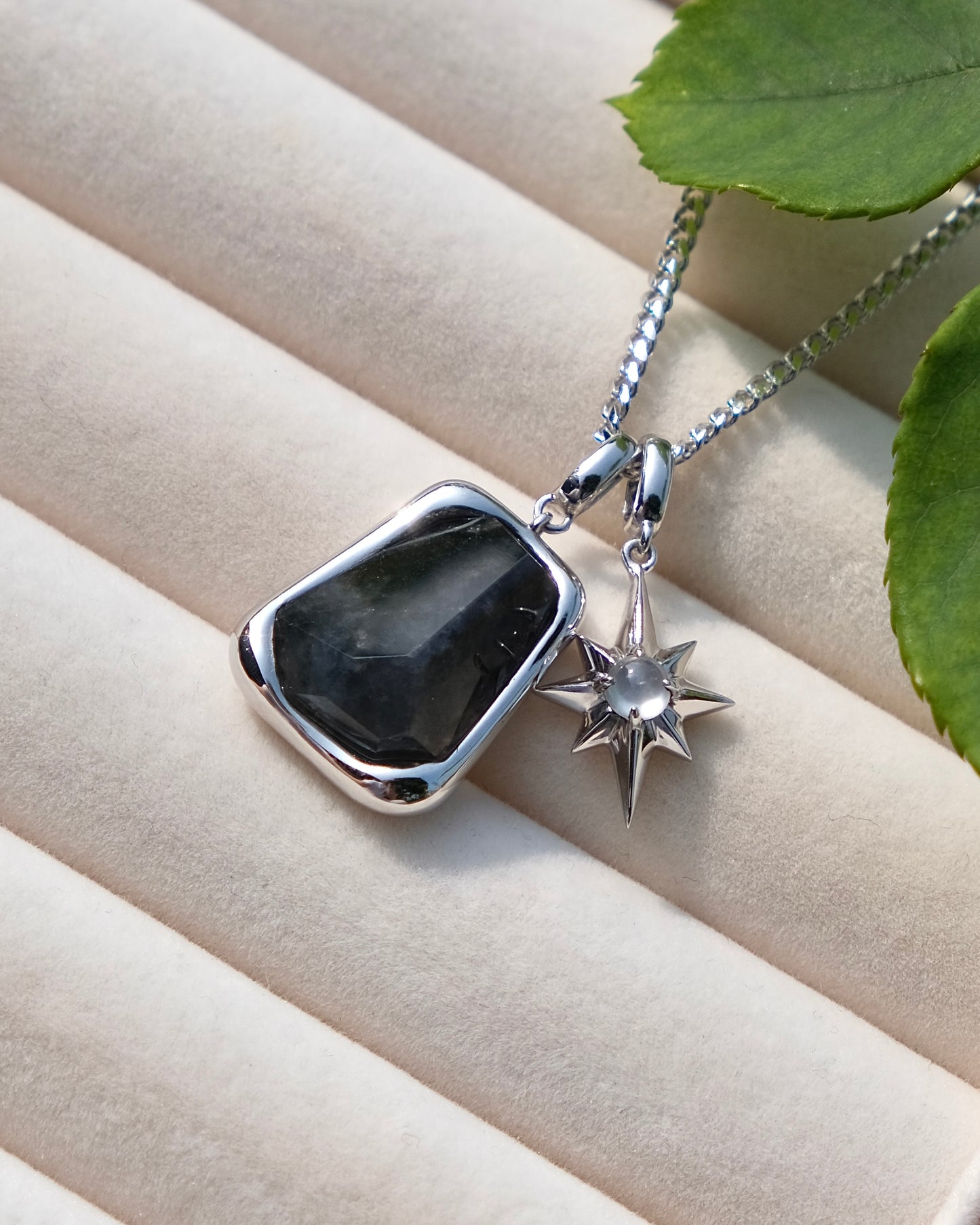 Nocturne Duo - Jade Pendant