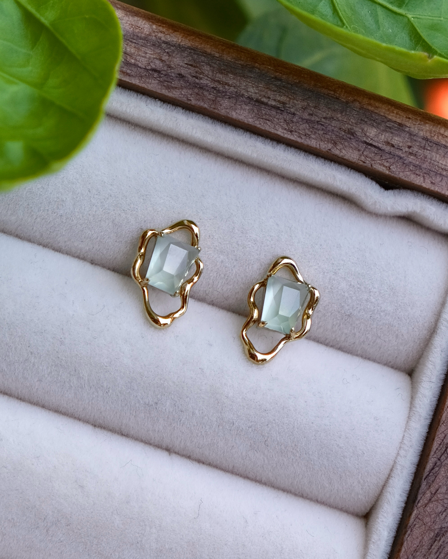 Éclat Frame - Jade Earrings (18K Gold)