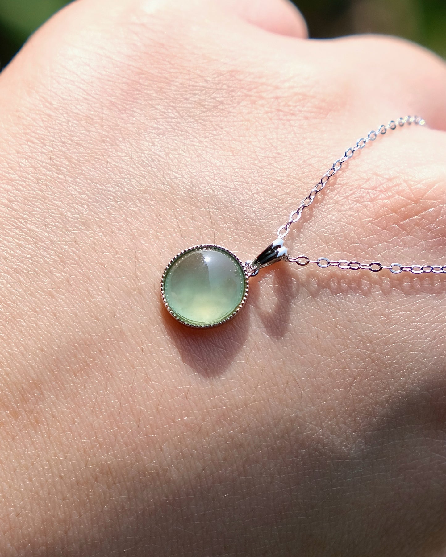 Soft Halo Pendant - Mist Green (18K Gold)