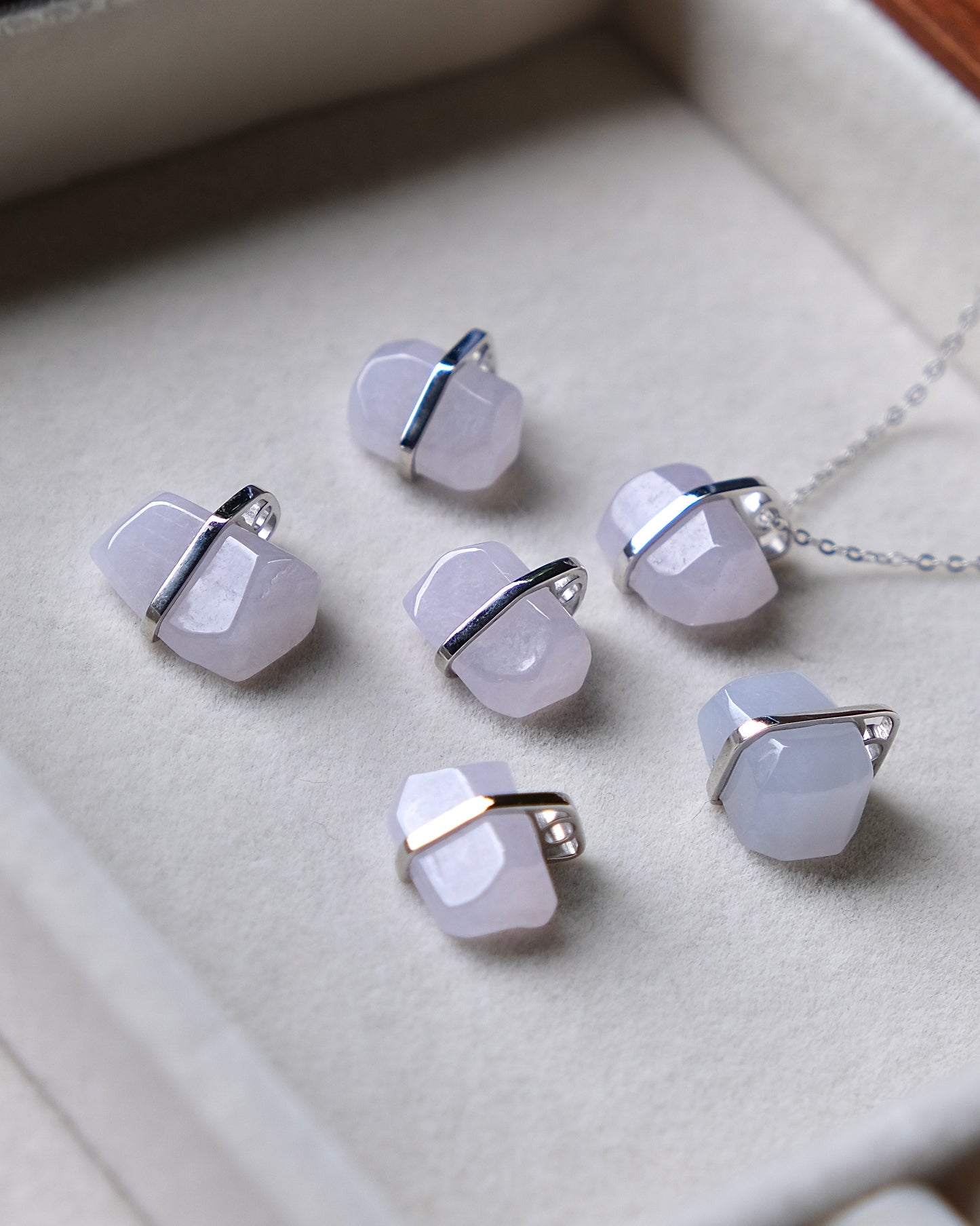 Soft Lavender Monolith Jade Necklace (S925 Silver)