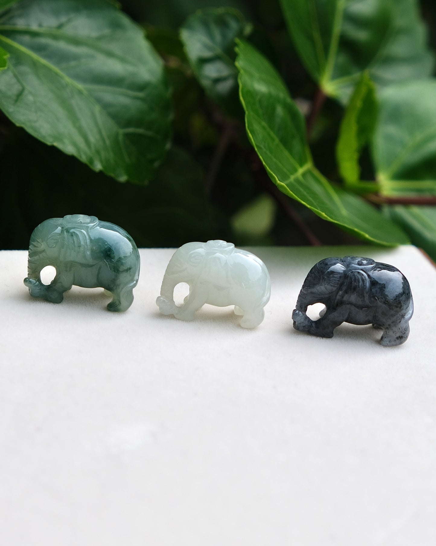 Xiang Yun - Jade Elephant Necklace