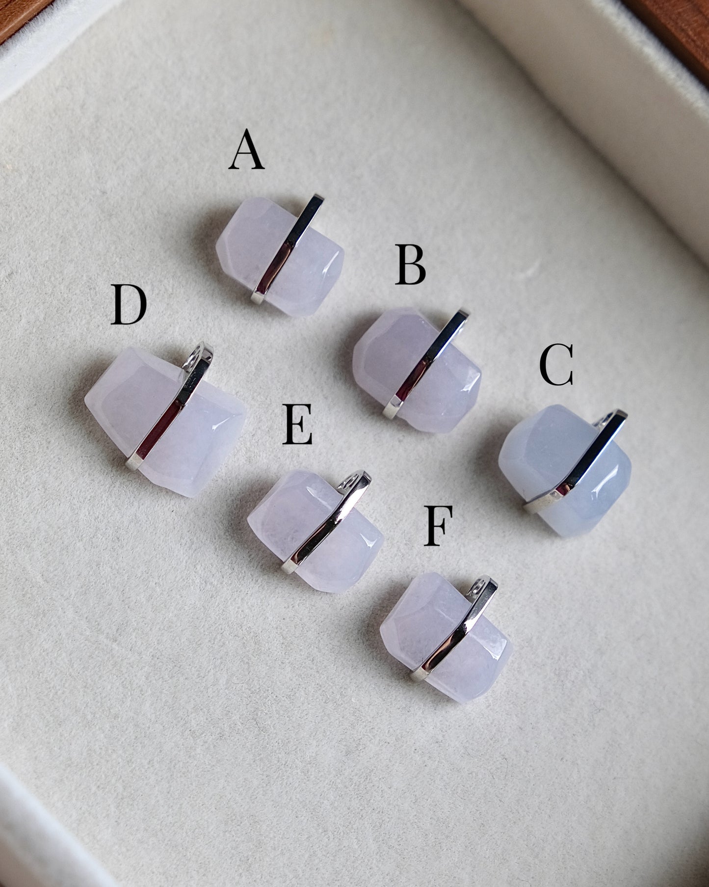 Soft Lavender Monolith Jade Necklace (S925 Silver)