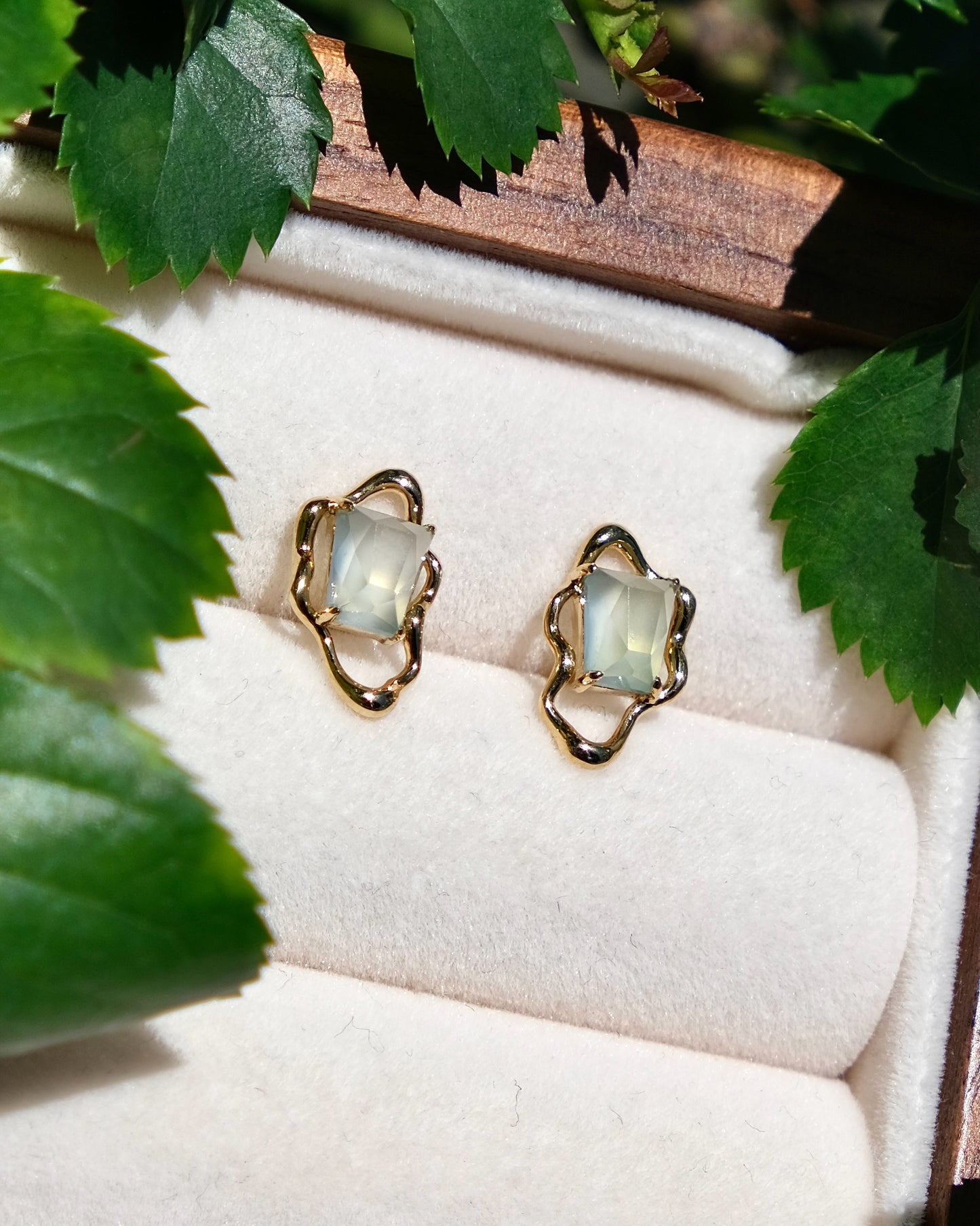 Éclat Frame - Jade Earrings (18K Gold)