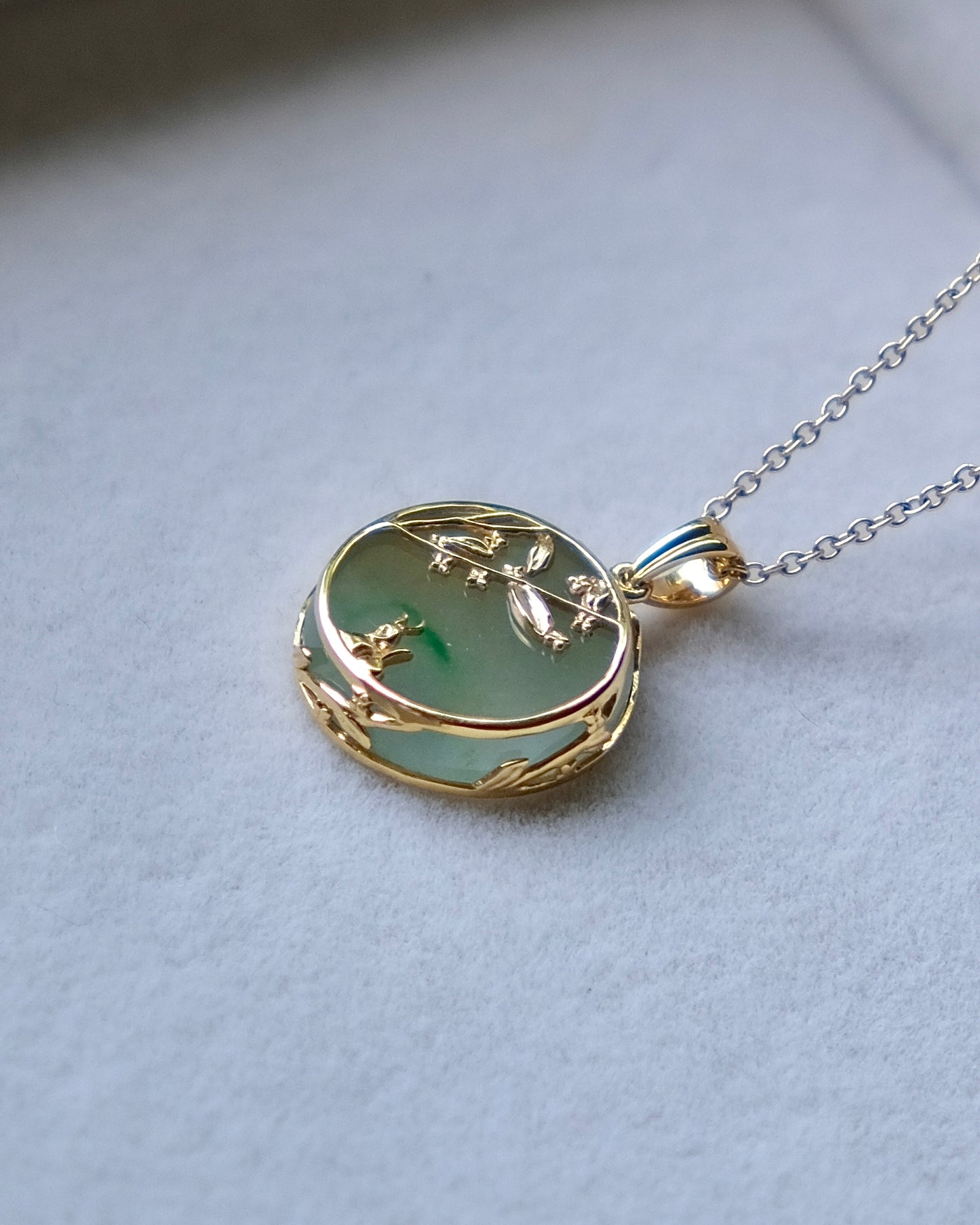 Osmanthus Reverie Jade Pendant