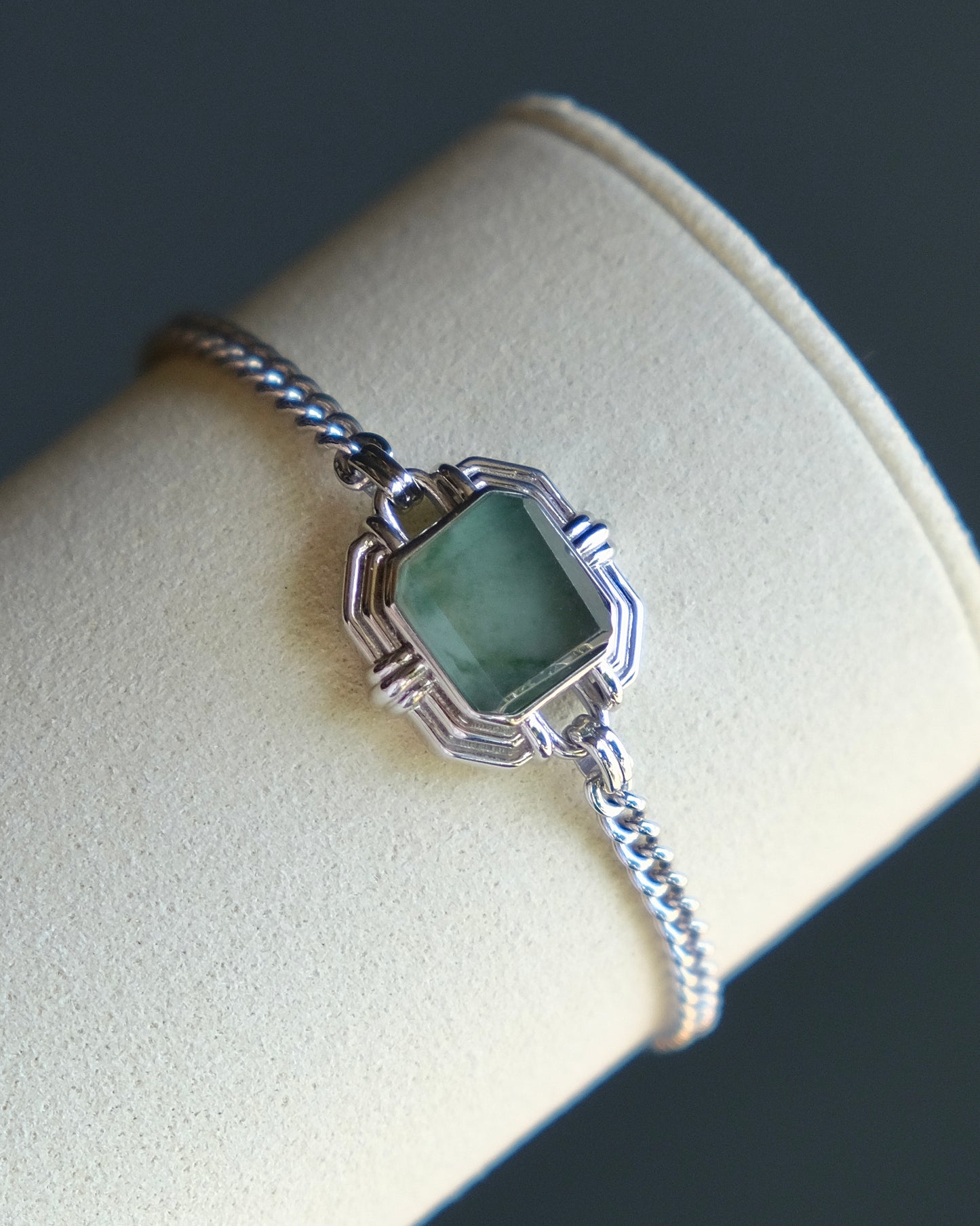 EXCEPTIONAL Mist Pavilion Jade Bracelet (S925 Silver)